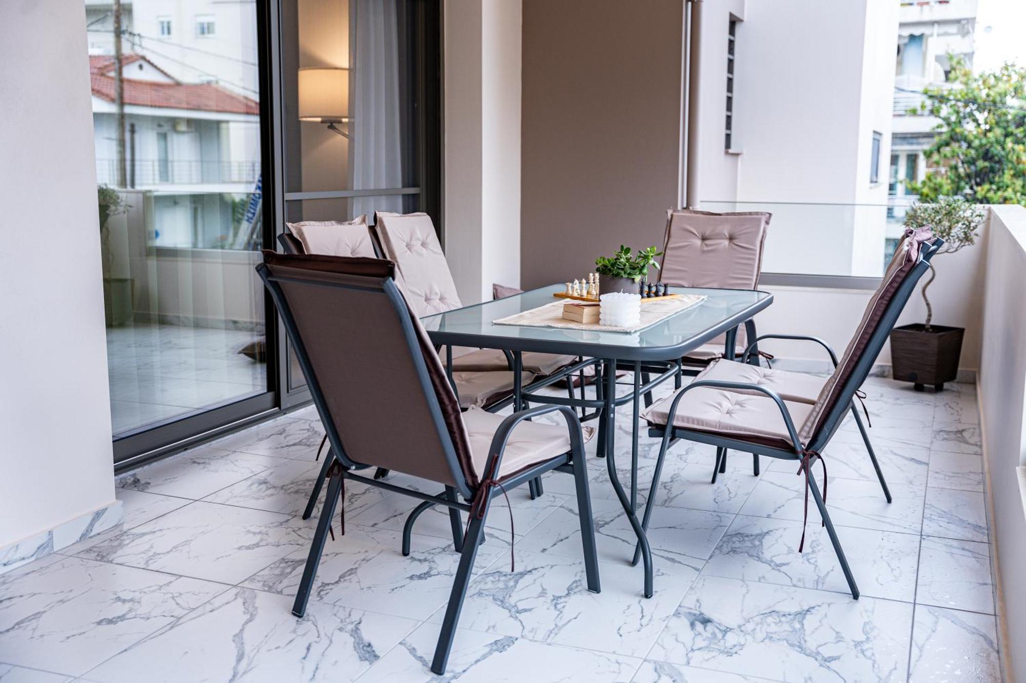 Euphoria Apartment กาลามาตา ภายนอก รูปภาพ